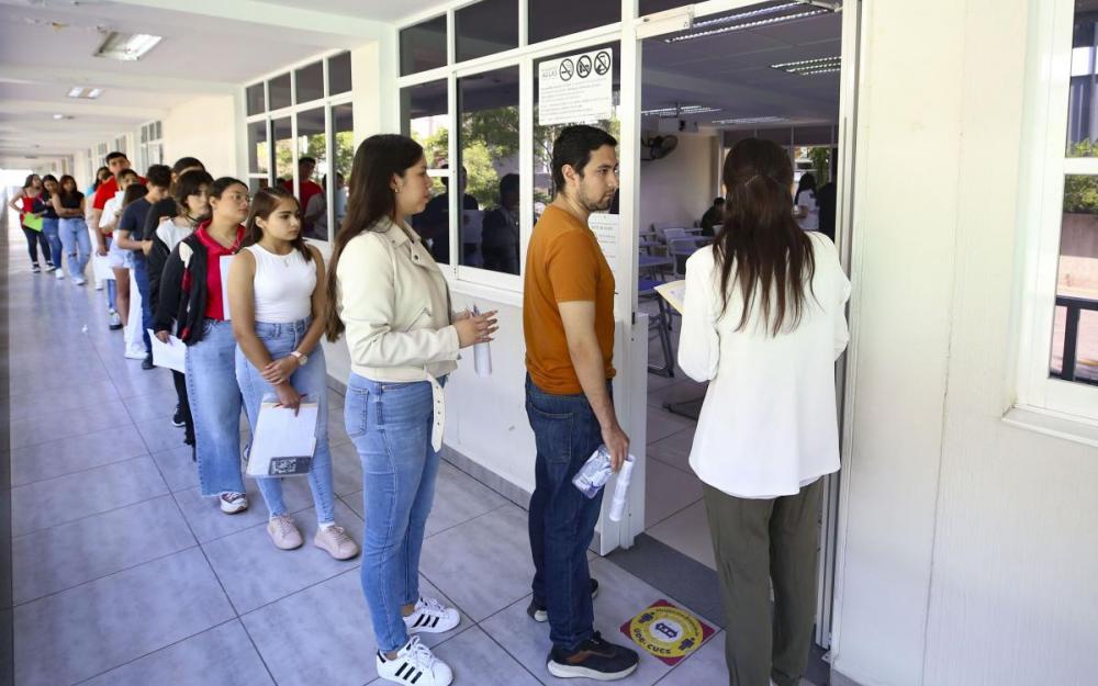 Presenta Examen De Admisión 96.07% De Aspirantes A Licenciatura Para El ...